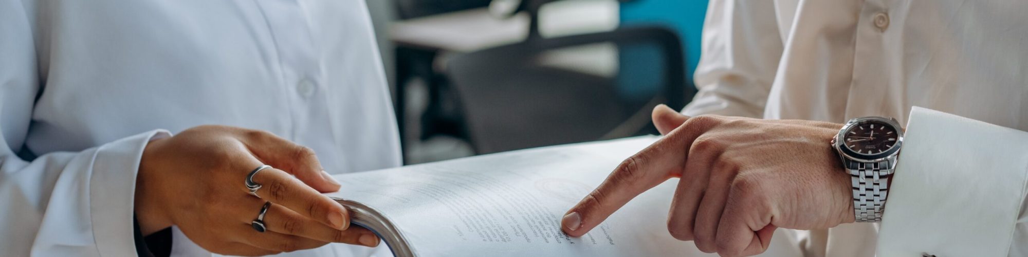 pexels-mikhail-nilov-8297478